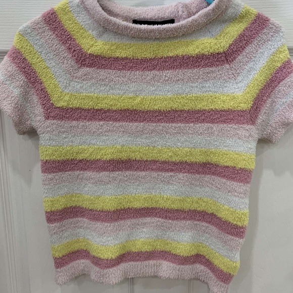 Fuzzy Cropped Tee - Picture 1 of 3